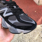 New Balance U9060BLK Sneakers in Black and Grey