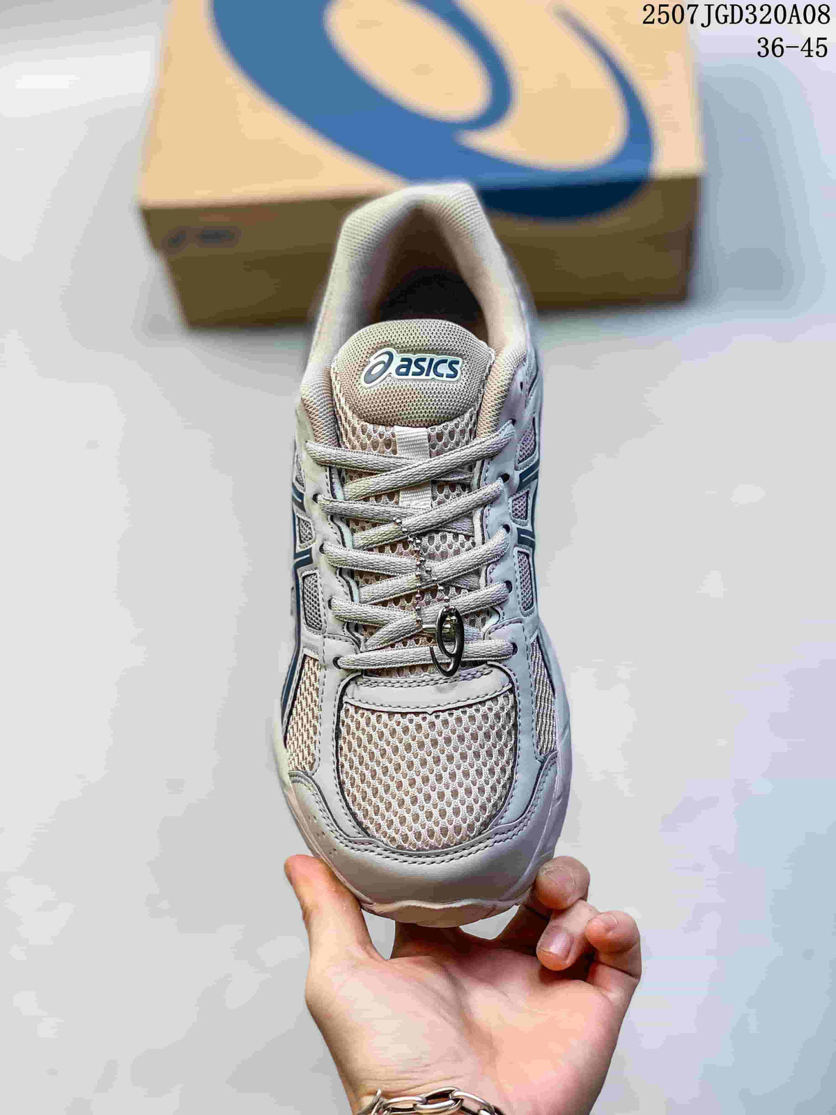 Top view showing the mesh toe box, laces and ASICS tongue branding.