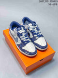 Pair of white and navy low-top sneakers displayed on an orange shoe box, with a visible overlay reading 2607JDD1359A19 and 36–45.5.