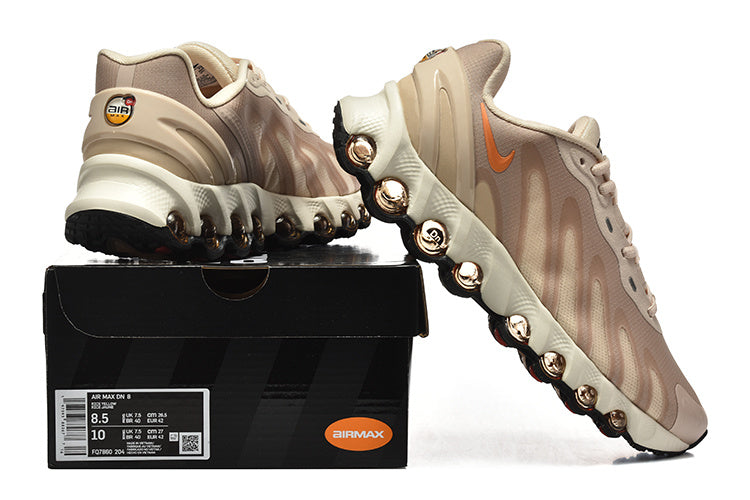 Nike Air Max DN8 Beige Running Sneakers