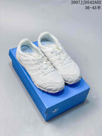 White Adidas Adizero sneakers shown from above on a blue box; image overlay gives a size range of 36–45.5.