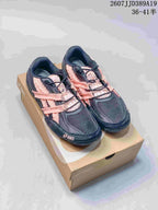 Pair of black ASICS Hypersync sneakers with pink detailing displayed on a shoebox; overlay shows 2607JJD389A19 and sizes 36–41.5.