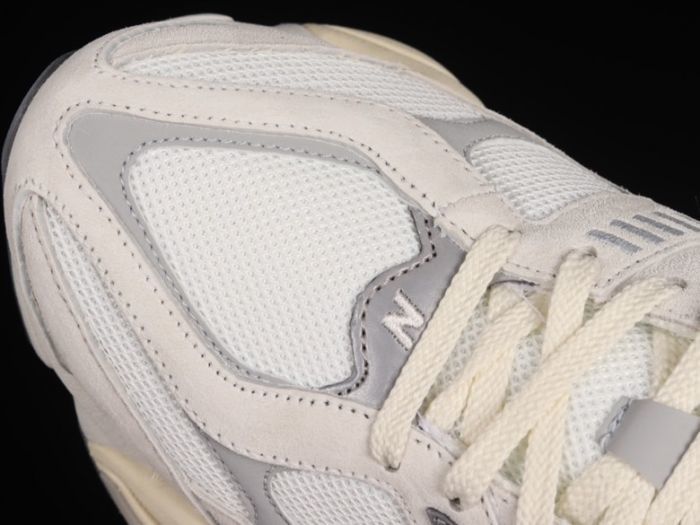 New Balance 9060 U9060ECA Sneakers in Cream and Grey