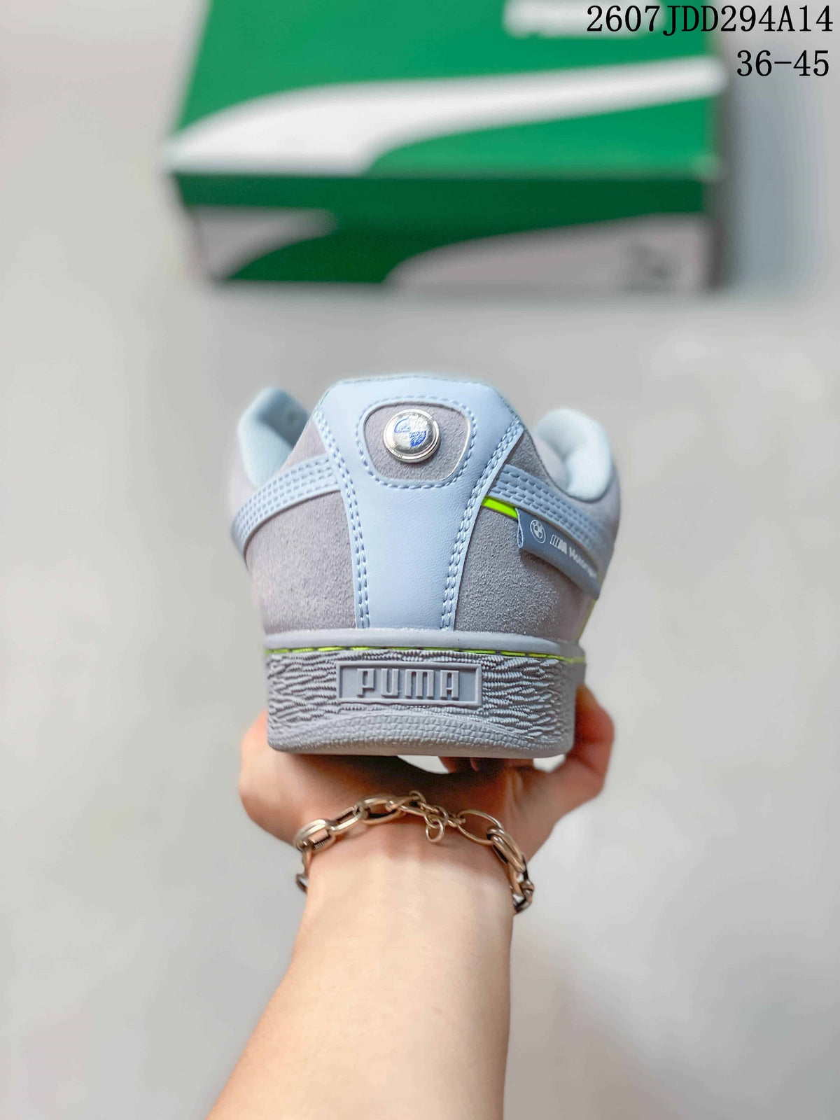 Rear view of the sneaker showing the padded heel, PUMA branding and textured heel section; the image shows size range 36-45.