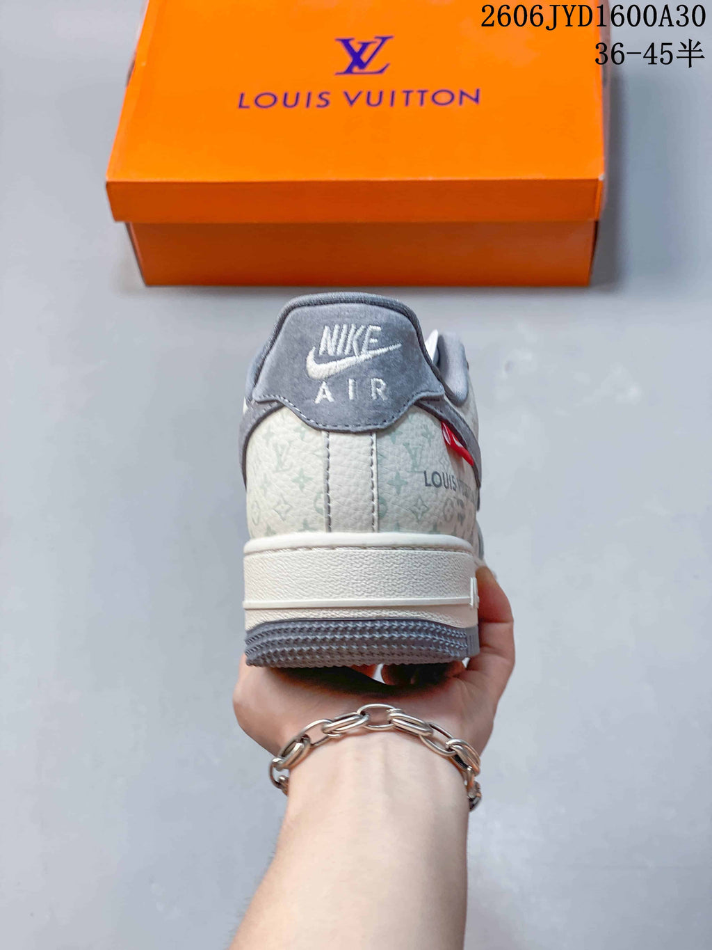 Rear view showing the gray heel tab and patterned panels