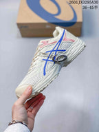 Side view of the off-white shoe with blue stripes and red accents; image text gives a 36–45.5 size range.