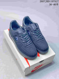 Pair of black Nike sneakers displayed on a Nike shoebox, with style code 2607JHD1197A17 and the advertised size range visible above.