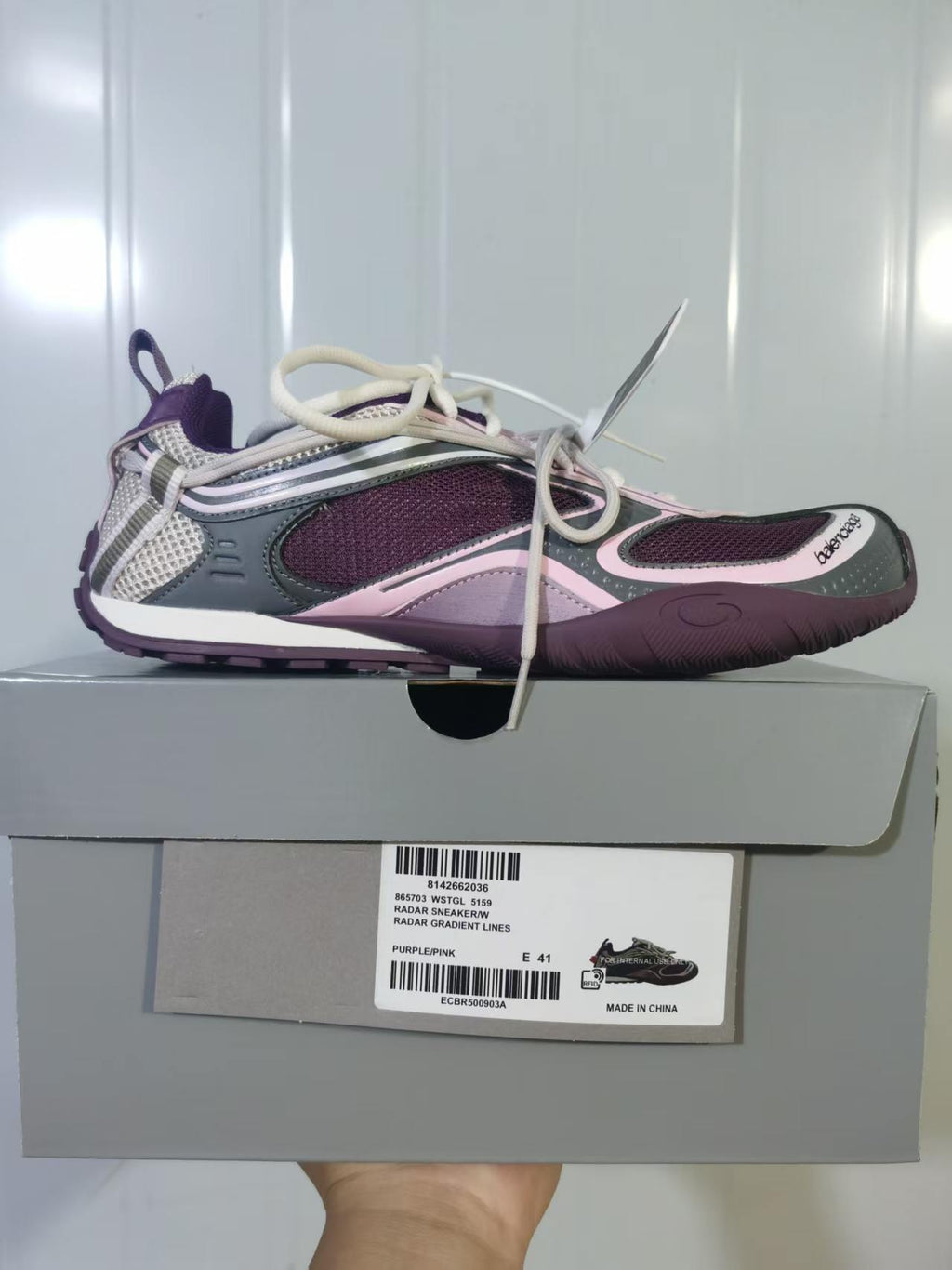 Side view of the purple and pink Skechers Radar sneaker displayed on its shoebox; the label shows model 5159, color Purple/Pink, and size E 41.