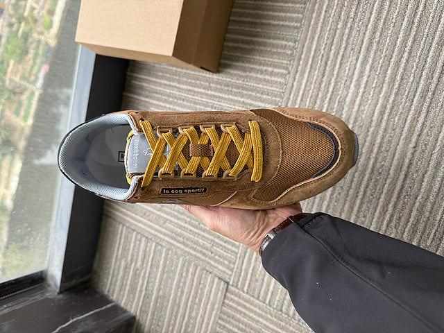 Le Coq Sportif AN-2 Sneakers in Wheat Brown