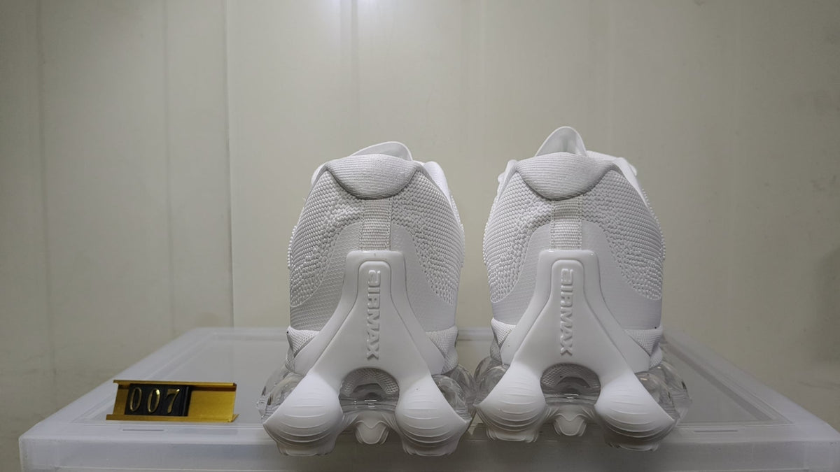 Nike Air Liquid Max 4 White Sneakers