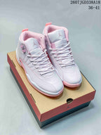White and pink high-top Jordan sneakers displayed on a shoebox; overlay text shows style code 2607JGD338A18 and size range 36–41.