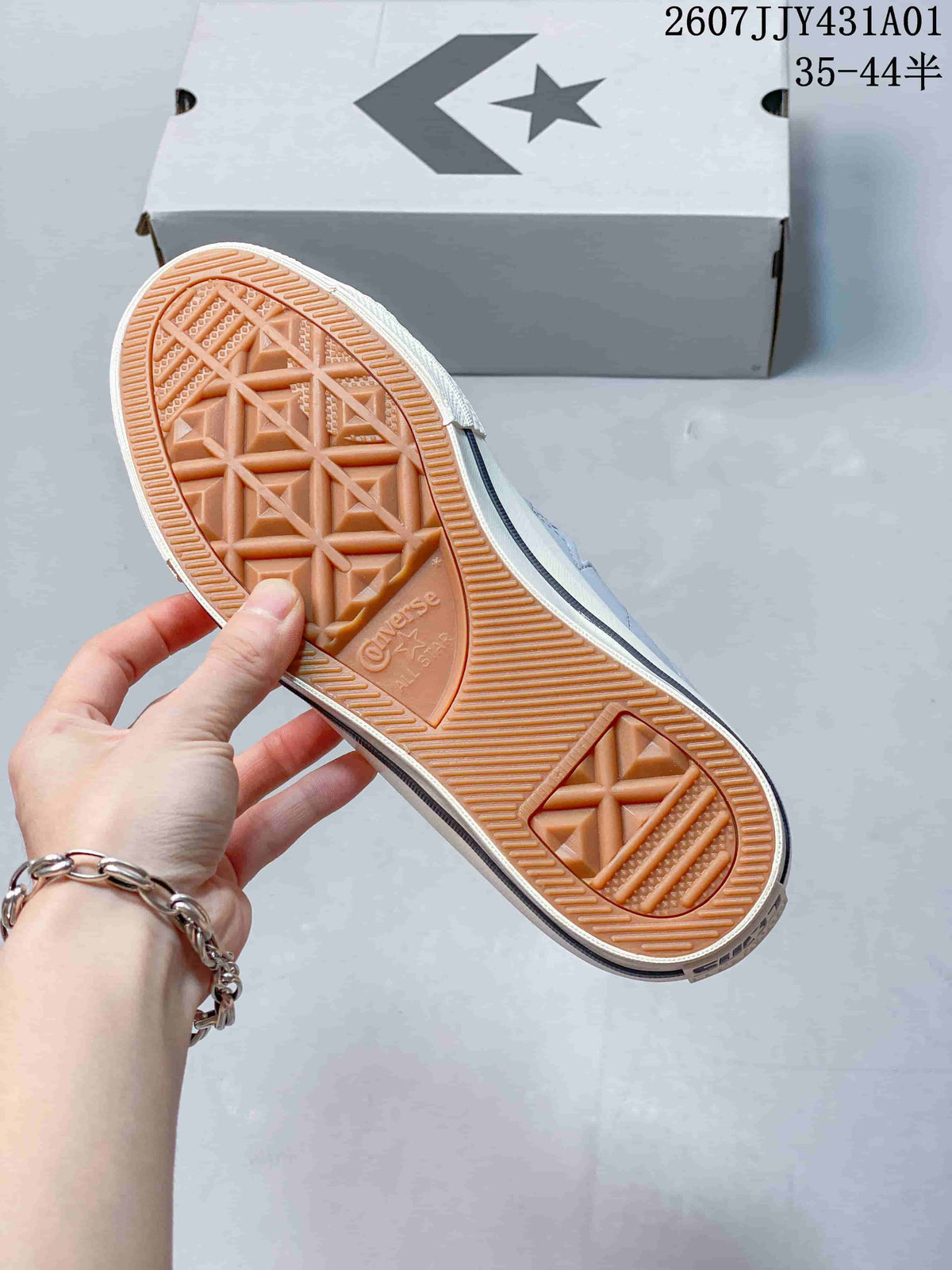 Close-up of the gum-colored patterned outsole