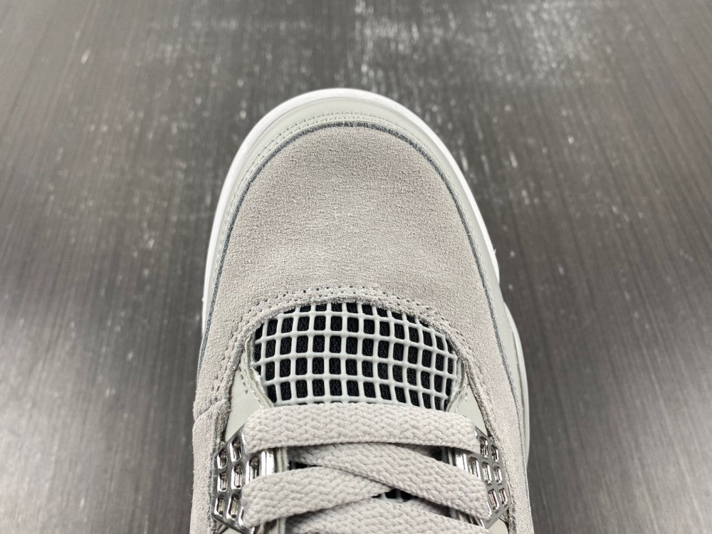 Jordan Air Jordan 4 WMNS Frozen Moments Silver Sneakers AQ9129-001
