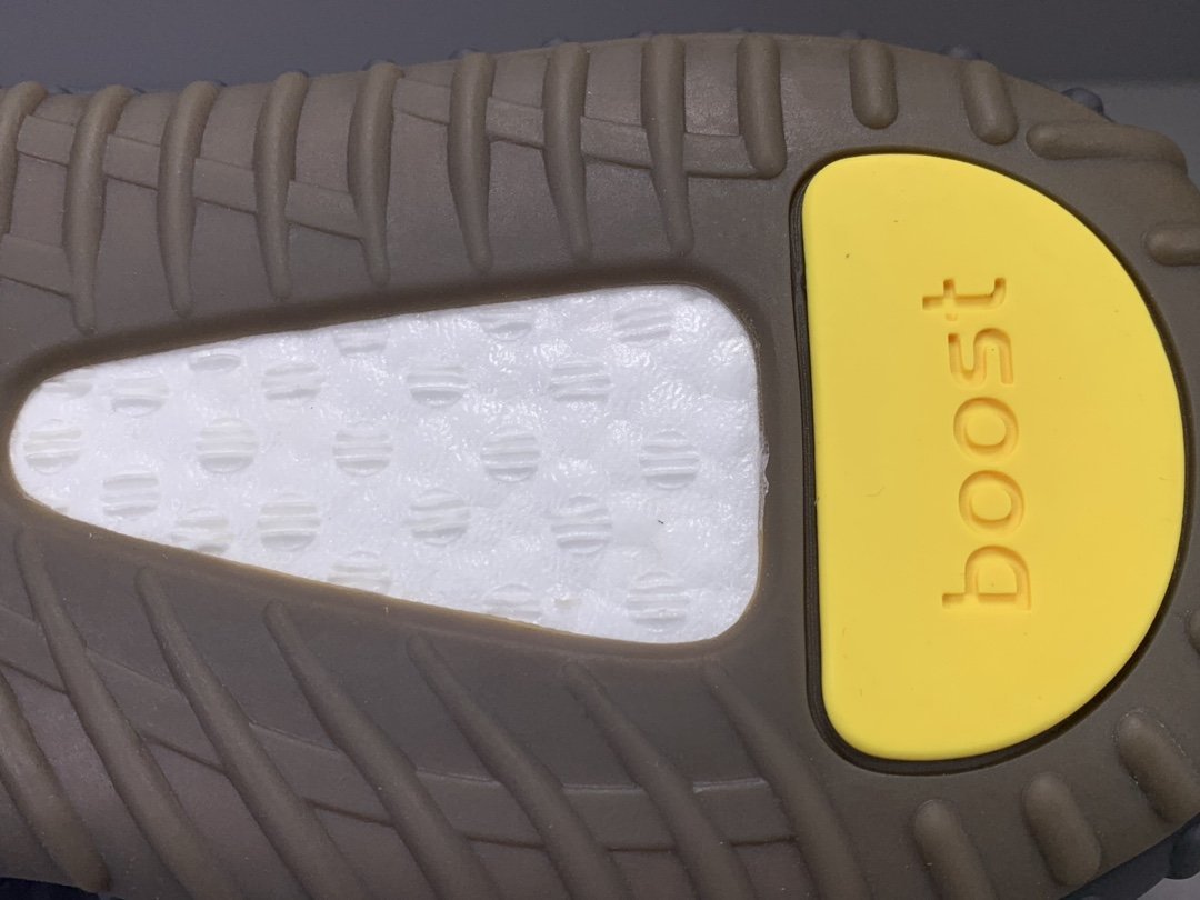 adidas Yeezy Boost 350 V2 Cinder Sneakers FY2903