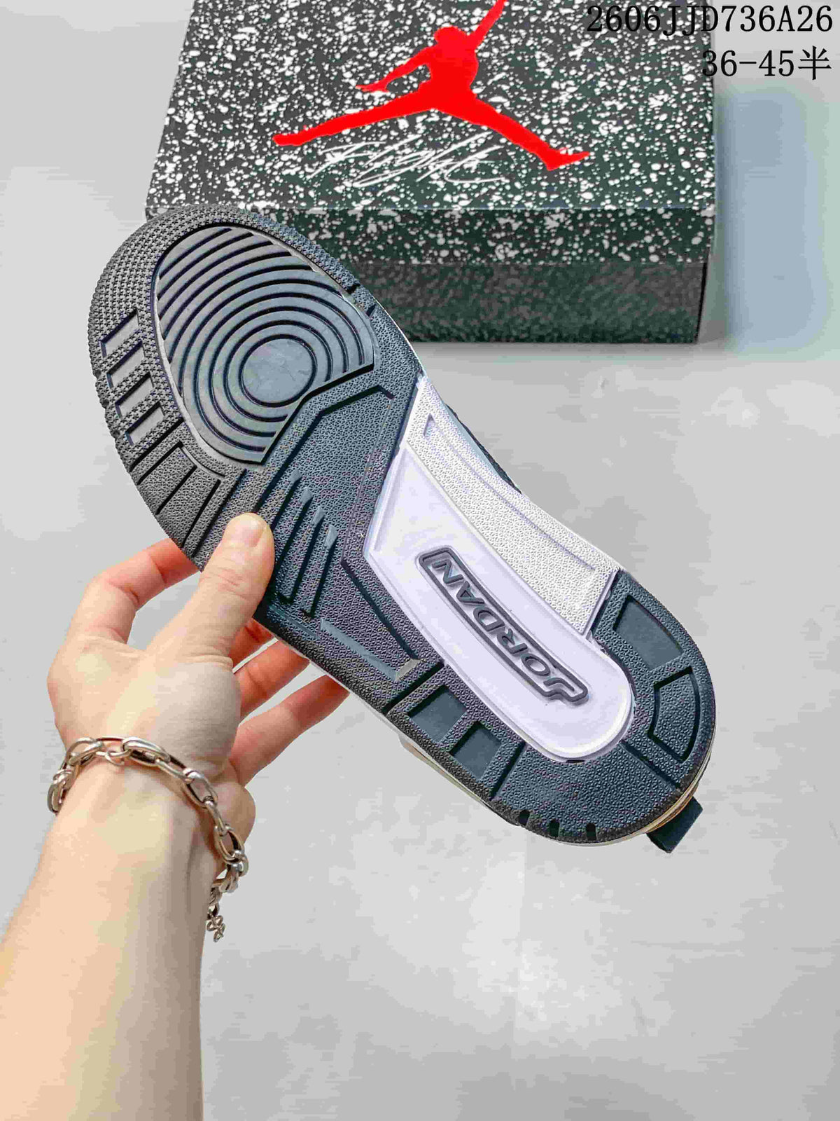 Outsole view showing the circular forefoot tread and segmented rubber pattern.