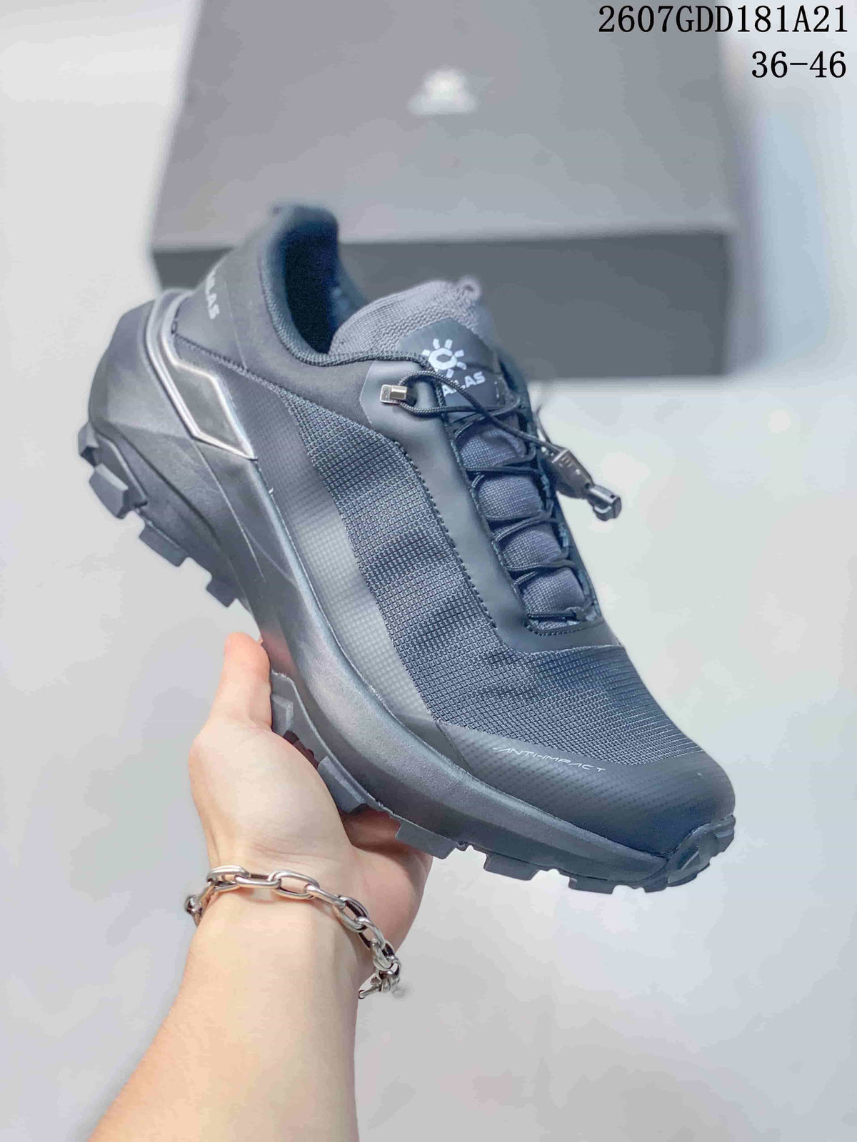 Three-quarter view of a single dark gray KAILAS VENTO shoe with laces, textured upper and lugged outsole.