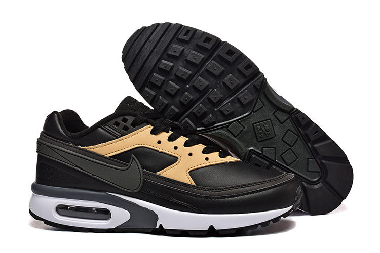 Nike Air Max Sneaker in Black and Tan
