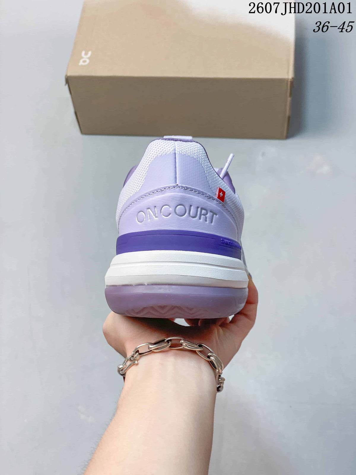 Rear view of a lavender and white tennis shoe with ON COURT heel detail; image overlay shows code 2607JHD201A01 and sizes 36–45.