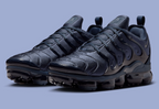 Nike Air VaporMax Plus Sneakers in Dark Navy