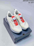 Pair of off-white DESCENTE LAVITATE WIRE 3.0 sneakers with red accents and BOA dials displayed on a shoe box.