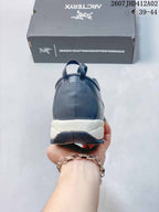 Rear view showing the heel pull tab and contrasting midsole