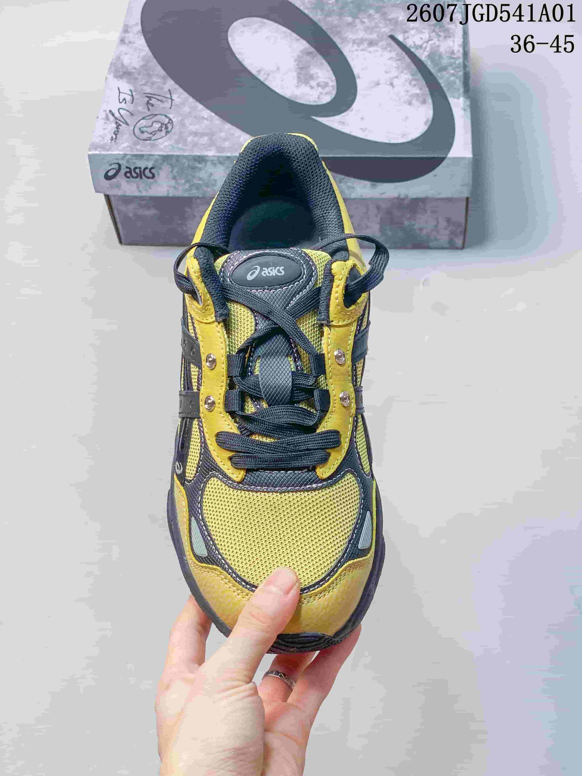 Top view of the sneaker showing its laces, tongue and mesh toe