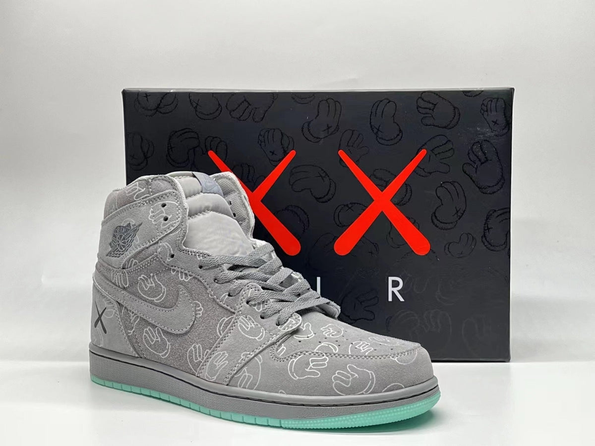 Air Jordan 1 High Cool Grey Patterned Sneakers