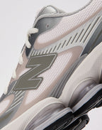 New Balance ABZORB 2000
