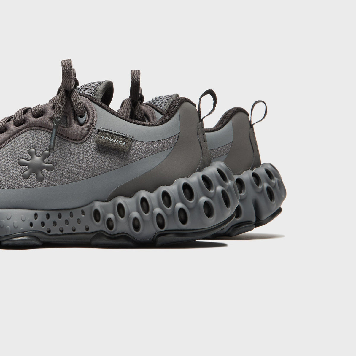 SPUNGE Osmosis - Black / Grey