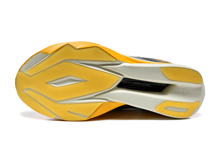 New Balance SC Elite Running Shoes in Gray and Yellow