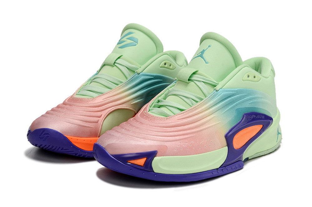 Front and side views of mint green Jordan Luka 3 basketball shoes