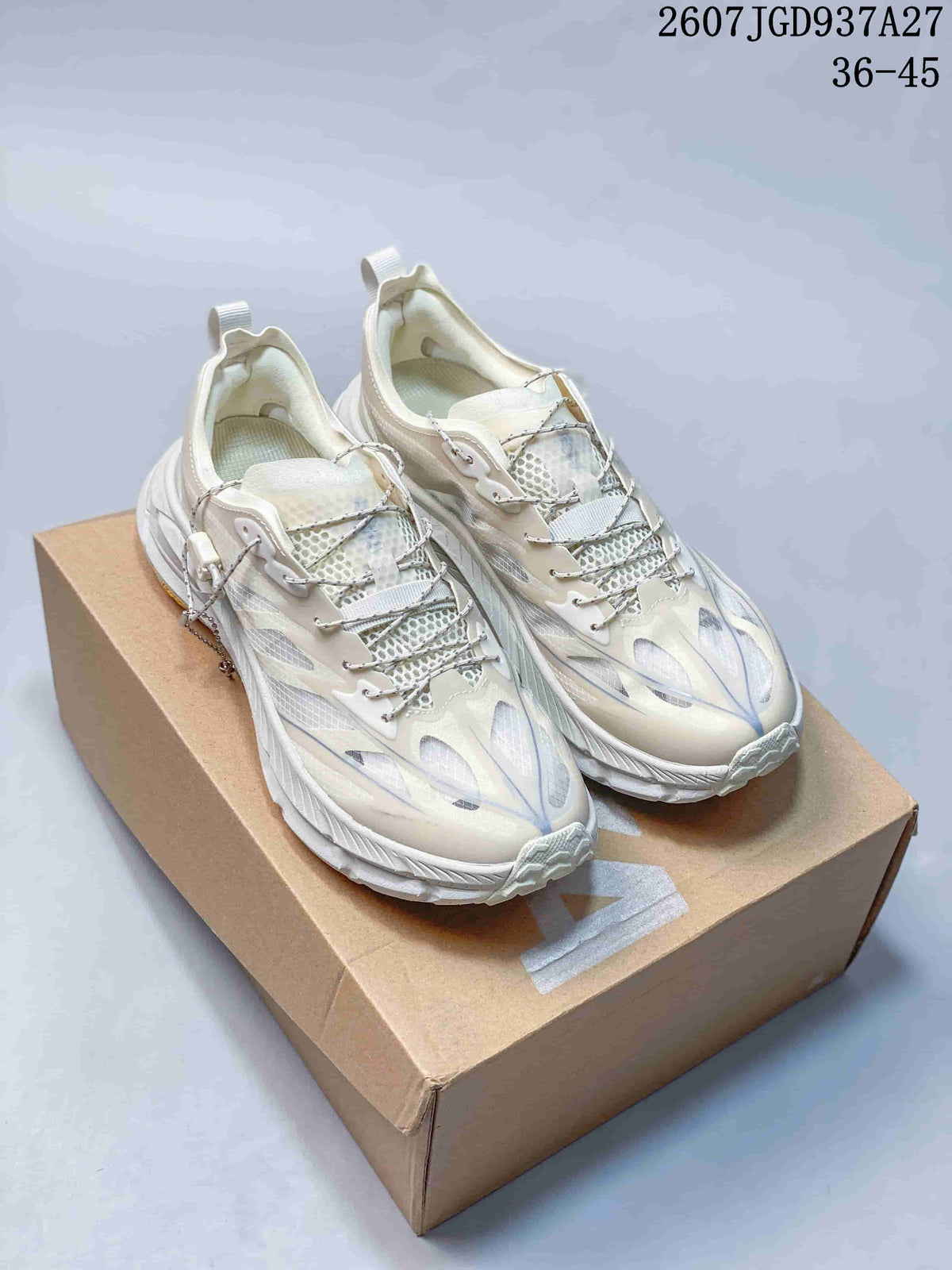 Pair of white and light gray low-top sneakers displayed on a box; image text shows style code 2607TGD937A27 and size range 36–45.