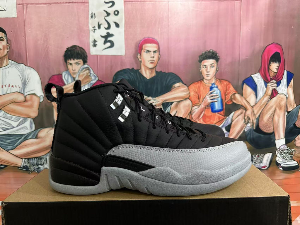Side view showing the black upper and grey textured overlays