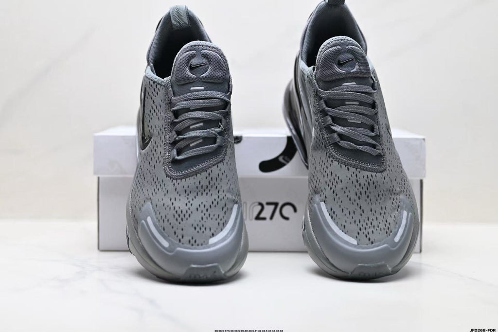 Nike Air Max 270 Sneakers in Grey and Black IO9883-006