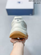 Rear view of the off-white sneaker showing the padded heel and Yankees 7K lettering.
