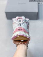 Rear view of the sneaker showing the size 39 marking and Balenciaga branding on the heel.
