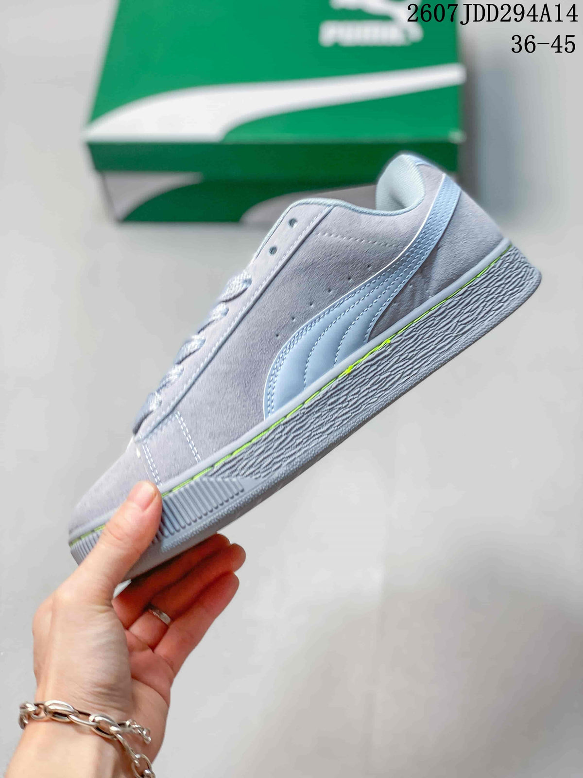 Side profile showing the light gray-lilac upper, side formstrip, lime accent line and low-profile rubber sole; the image shows size range 36-45.