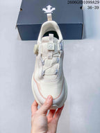 Top view showing the wire lacing and dial adjustment on the sneaker