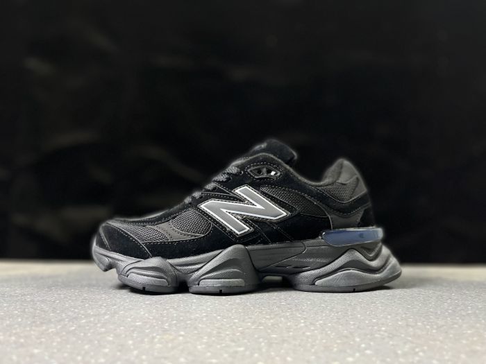 New Balance U9060BNQ Black Grey Sneakers