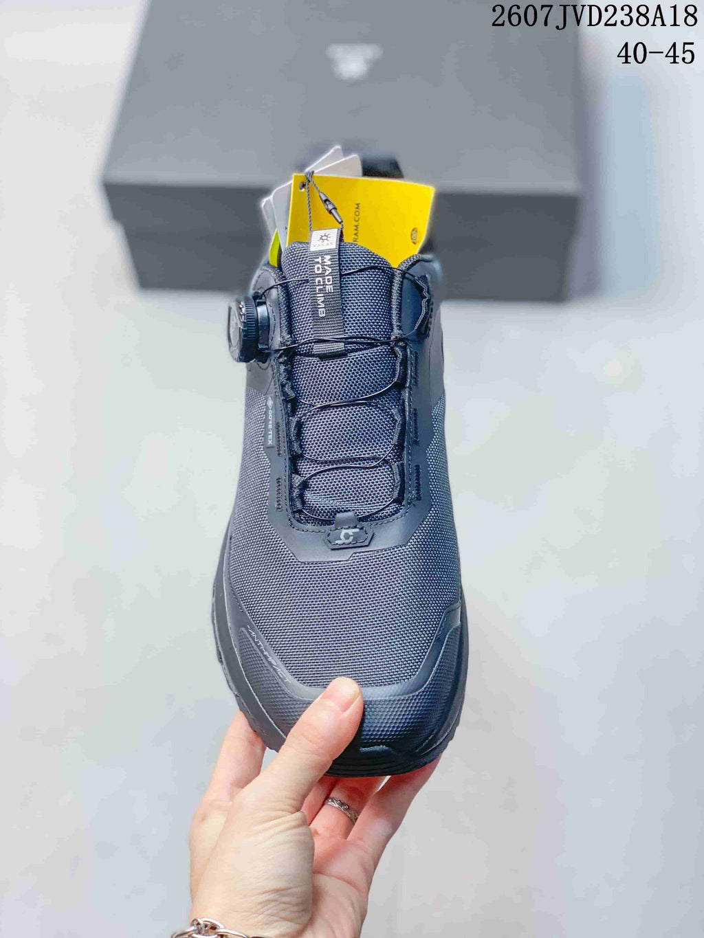 Top view of the hiking shoe showing the mesh-like upper, structured tongue and dial closure system.
