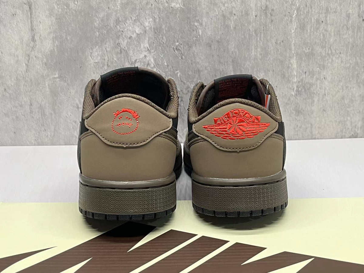 Jordan 1 Low Travis Scott Black Mocha Sneakers