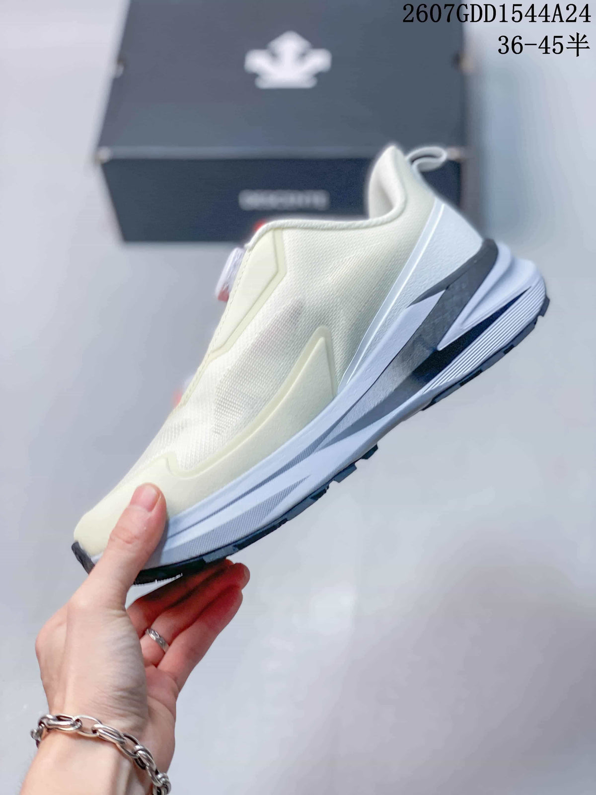 Side profile of the off-white low-top sneaker showing its layered midsole, heel structure, and dark outsole.