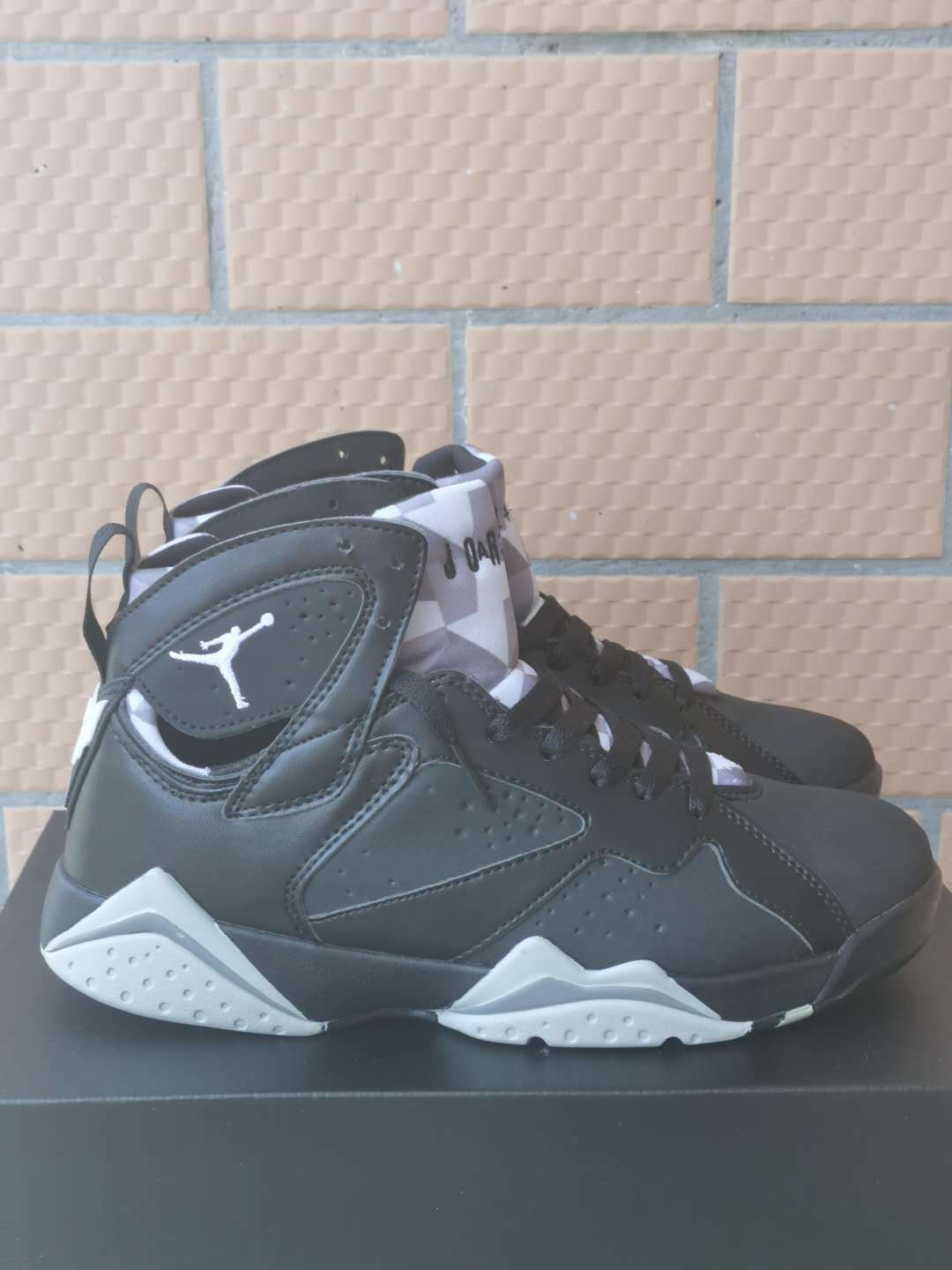 Jordan 7 Retro Sneakers in Wheat, White and Green