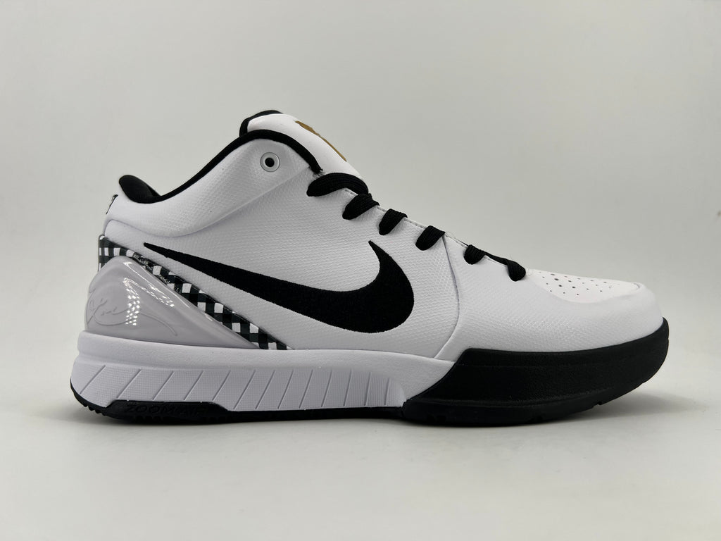 Side profile highlighting the Swoosh and checkerboard heel detail