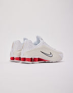 Nike Shox R4
